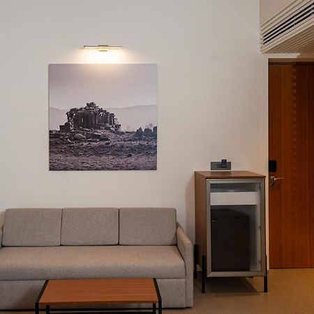 Radisson Resort And Spa Lonavala Exterior photo A room at the hotel