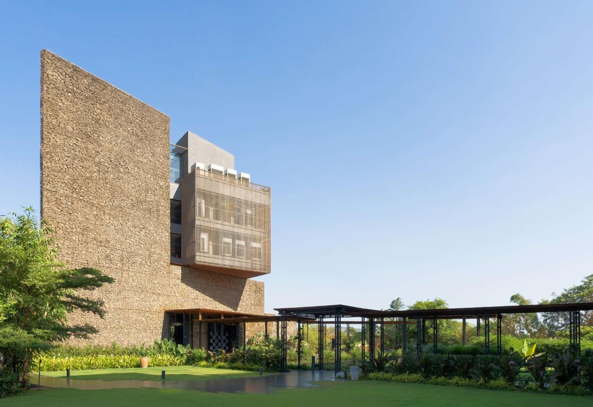 Radisson Resort And Spa Lonavala Exterior photo The Aga Khan Academy, Hyderabad